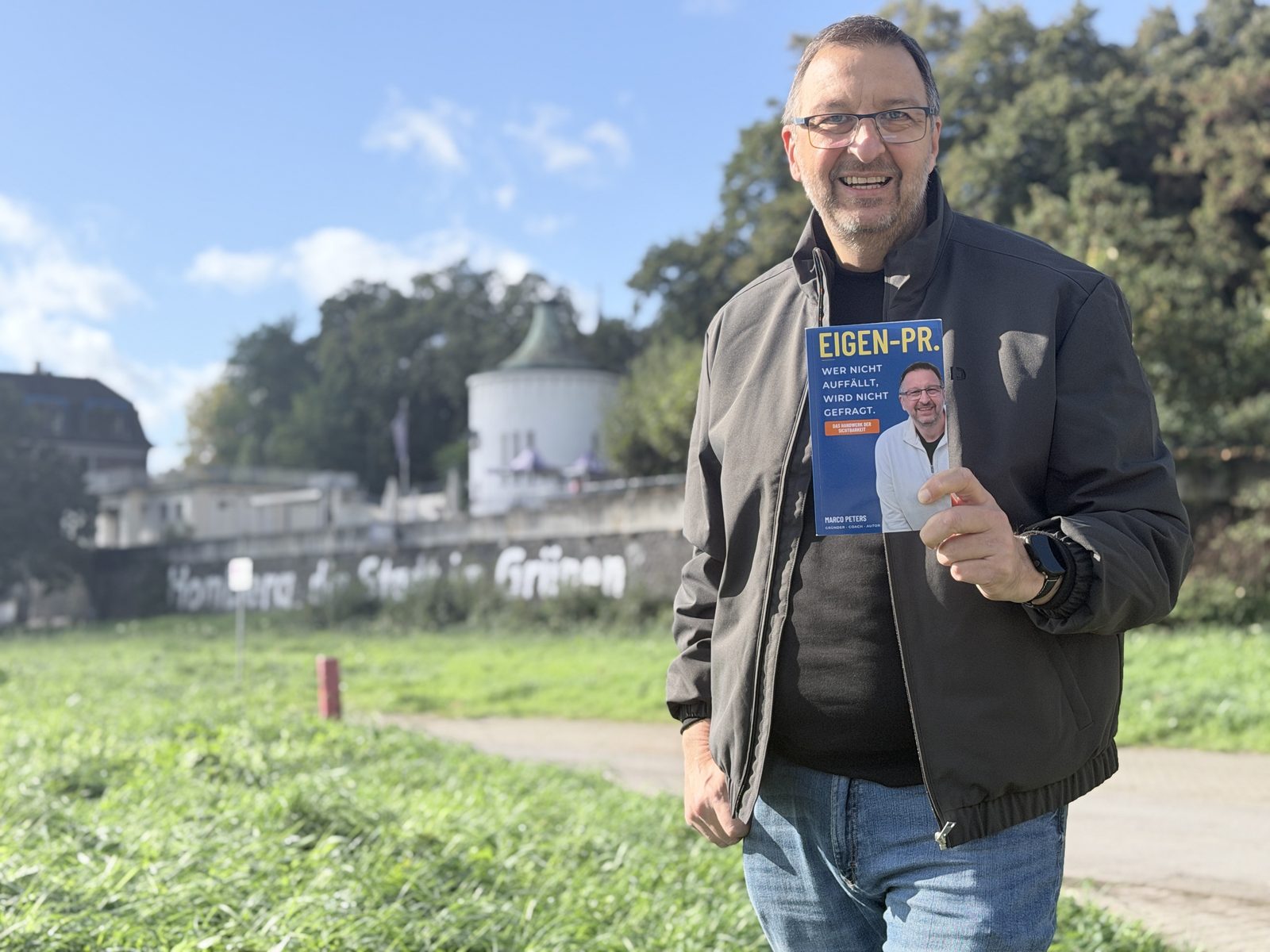 Marco Peters mit dem Buch EIGEN-PR.